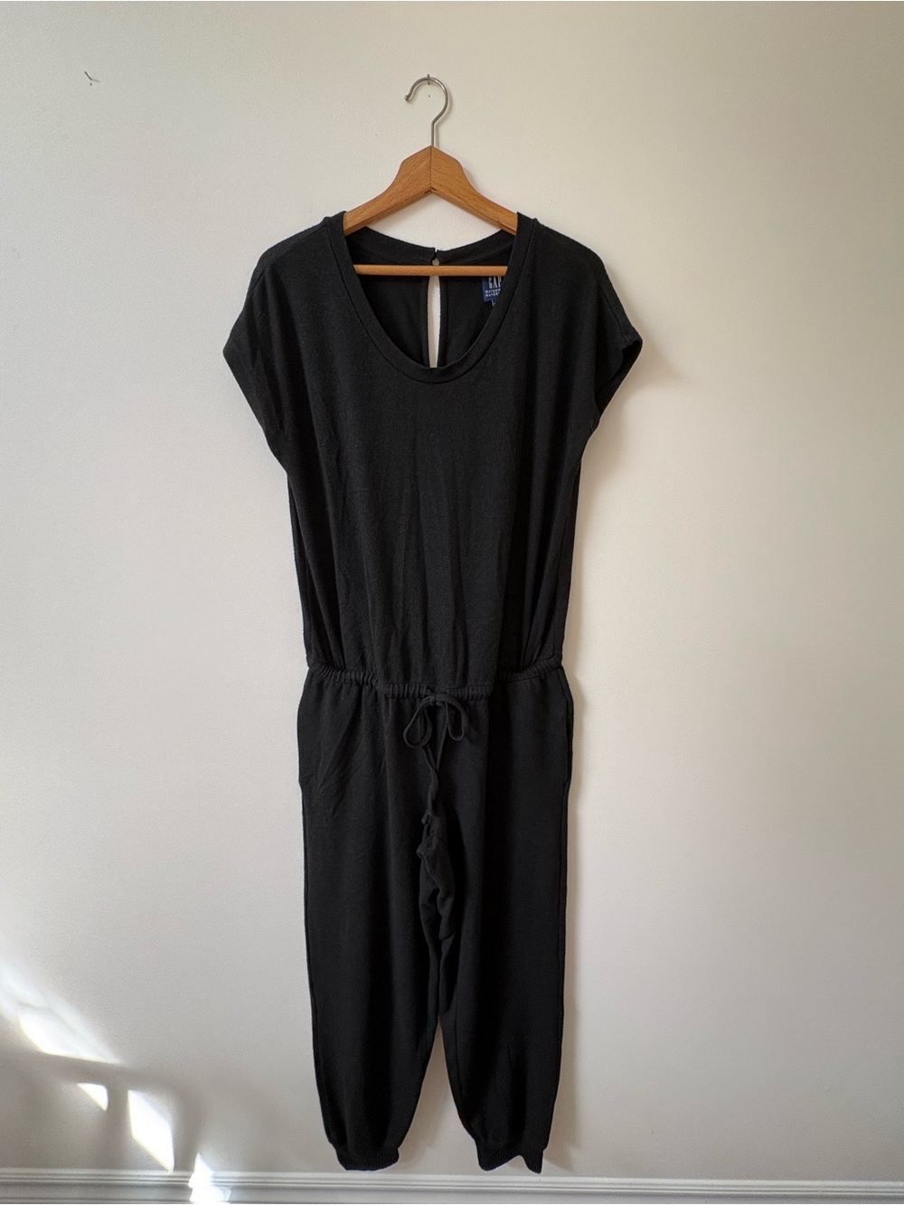GAP Black Short-Sleeve maternity Jumpsuit with Keyhole Back